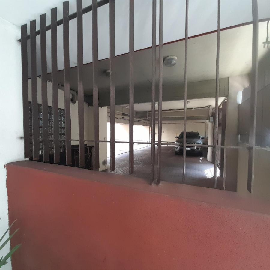 Departamento Centrico Con Cochera. Apartamento Ciudad Autónoma de Buenos Aires